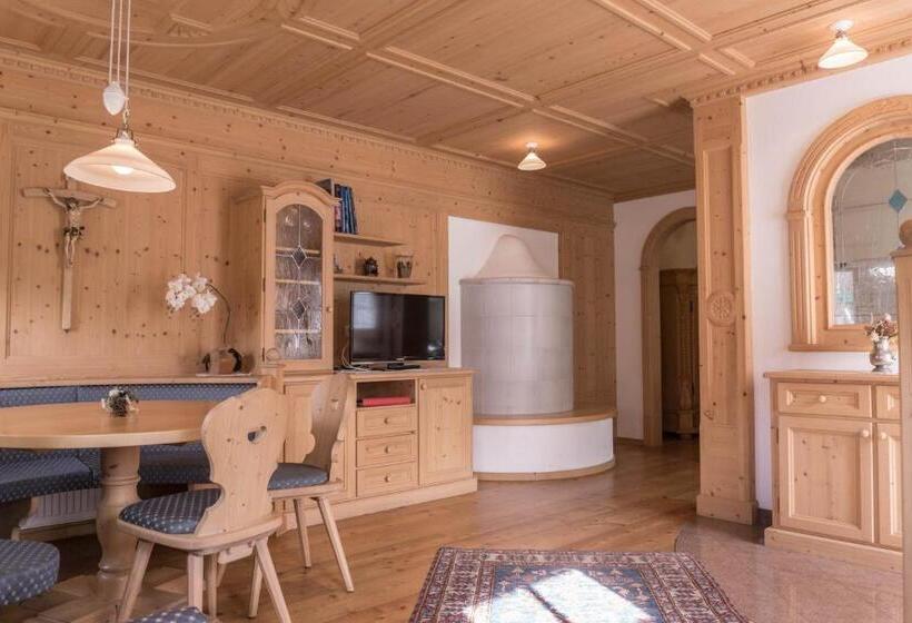 דירת חדר, Apartments Ciastel