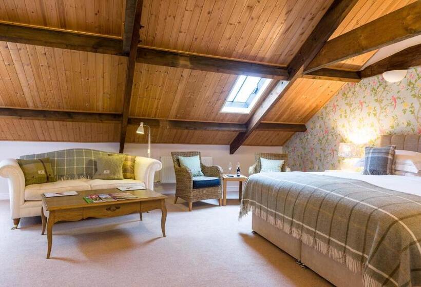 غرفة سوبيريور, The Old Town Hall