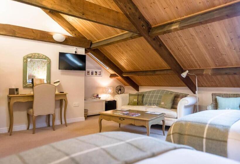 غرفة سوبيريور, The Old Town Hall