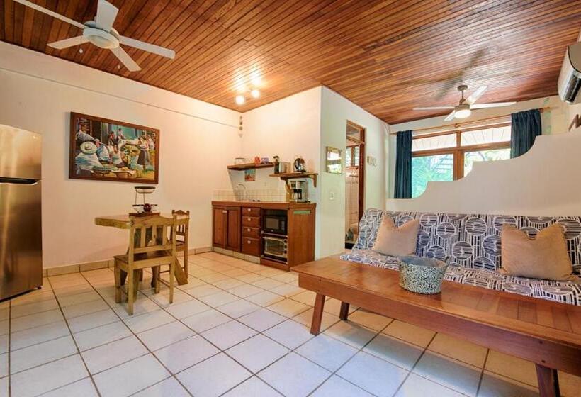 デラックスルーム, Casa Sueca Hotel   At The Beach