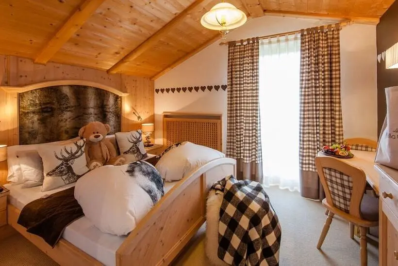 اتاق لوکس با بالکن, Alpin Boutique Villa Gabriela   Adults Only