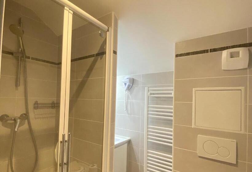 اتاق استاندارد سه نفره, Hôtel Club Les Carrettes