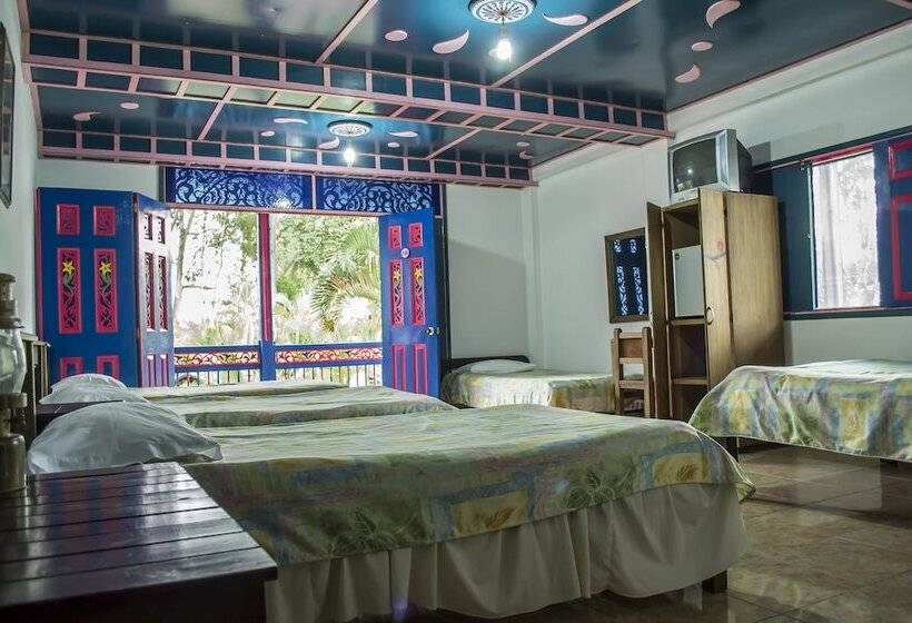 패밀리 룸, Karlaká Calarcá Quindio   Eje Cafetero