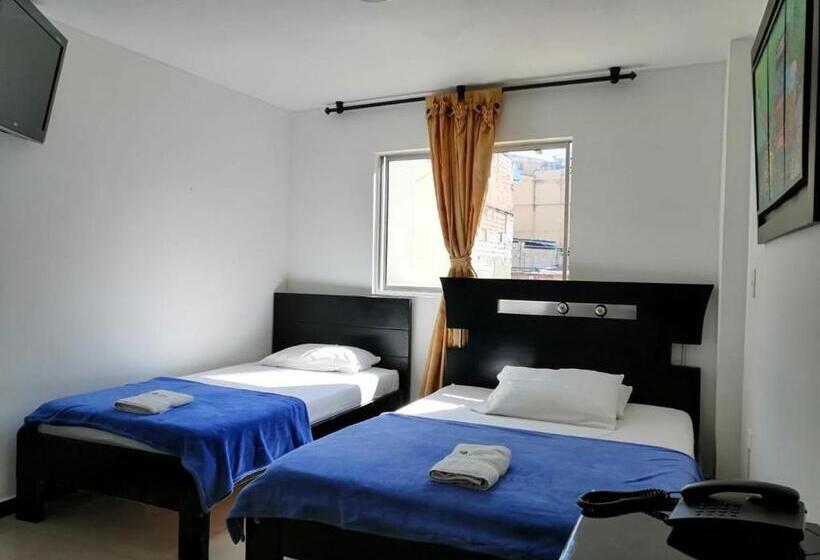 غرفة كلاسيكية ثلاثية, Palmeras De Mariana