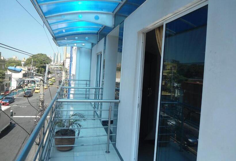 غرفة قياسية, Palmeras De Mariana