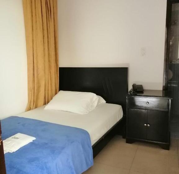 غرفة قياسية فردية, Palmeras De Mariana