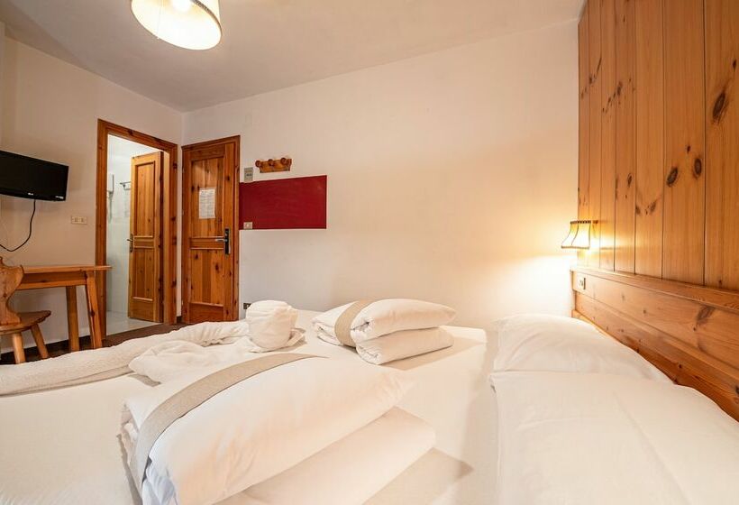 غرفة قياسية, Villa Ruggero Wine