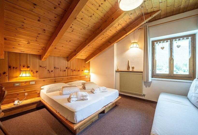 غرفة قياسية رباعية, Villa Ruggero Wine