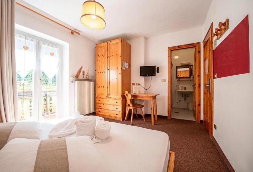 غرفة قياسية مزوَّدة بشُرفة, Villa Ruggero Wine