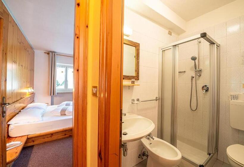 غرفة عائلية, Villa Ruggero Wine