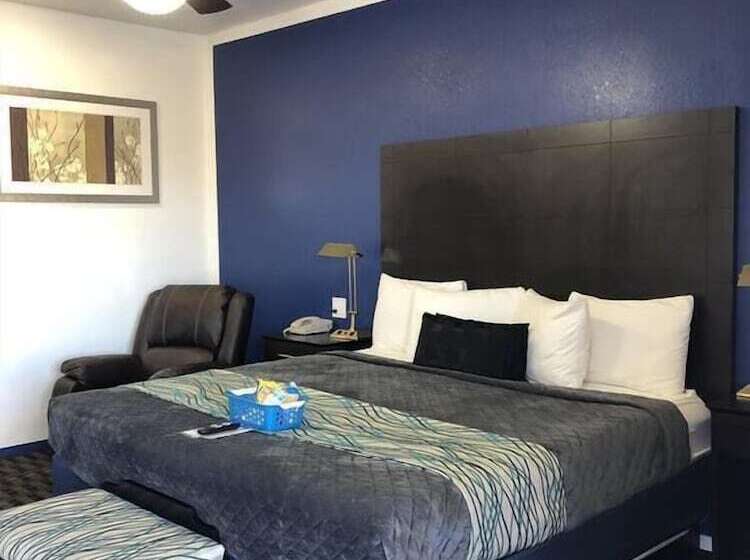 جناح ديلوكس, Budget Inn & Suites