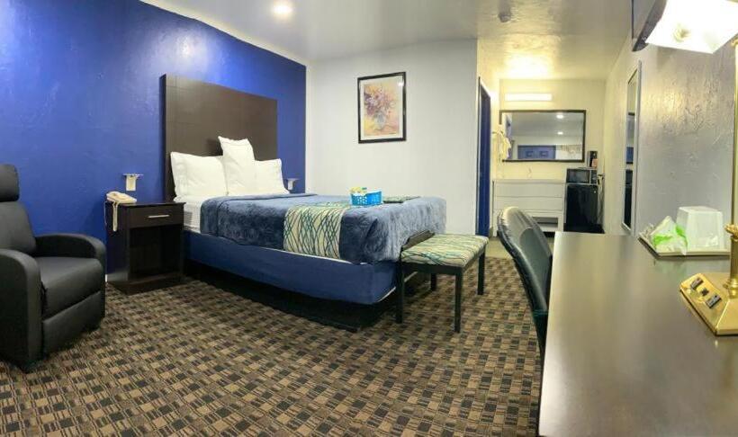 جناح ديلوكس, Budget Inn & Suites