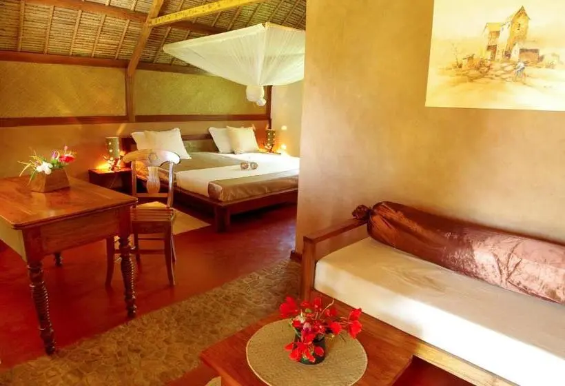 بانگلوی استاندارد, Samaria Lodge
