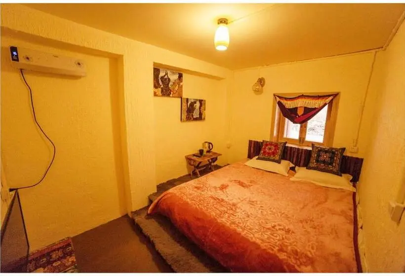 エコノミールーム, Yi's Hostel