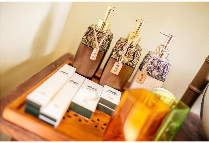 스탠다드 룸 산 전망, Yi's Hostel