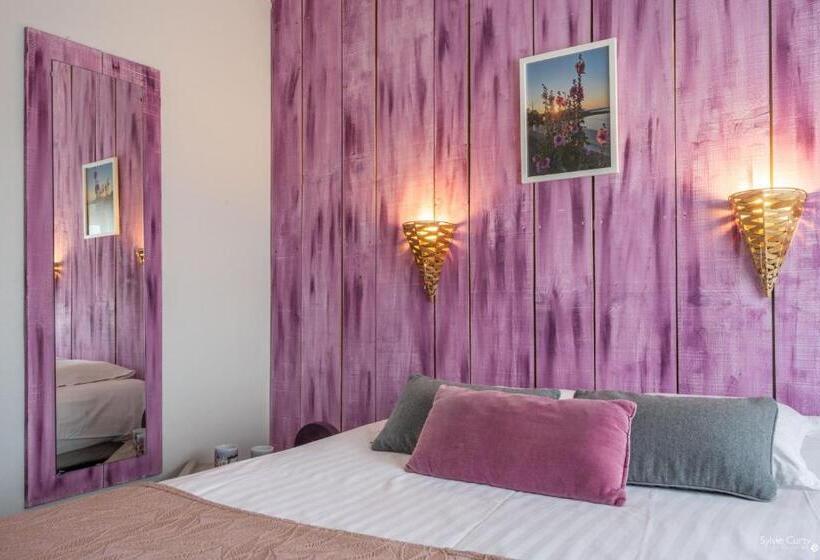 Номер Economy, La Roseraie