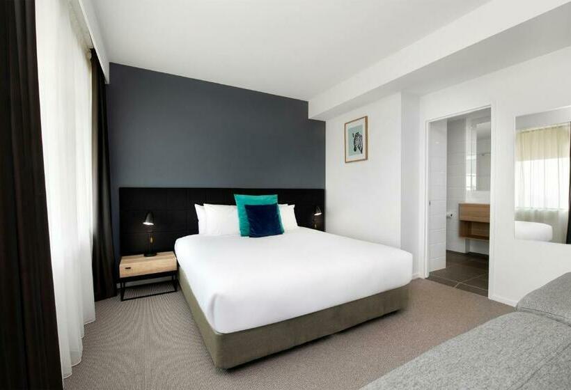 豪华套房, Mantra Macarthur