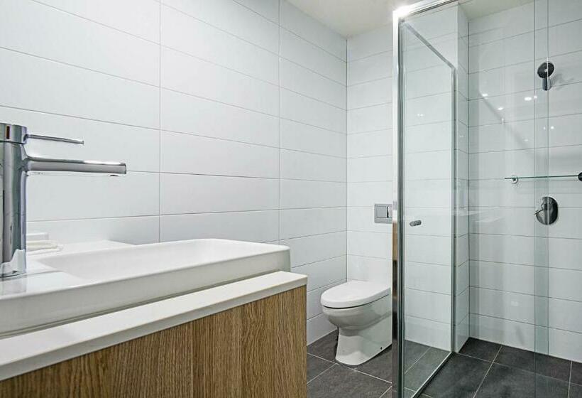 带2个卧室的套房, Mantra Macarthur