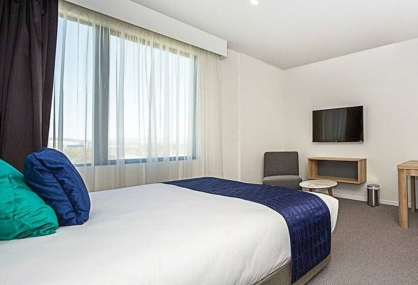 带2个卧室的套房, Mantra Macarthur