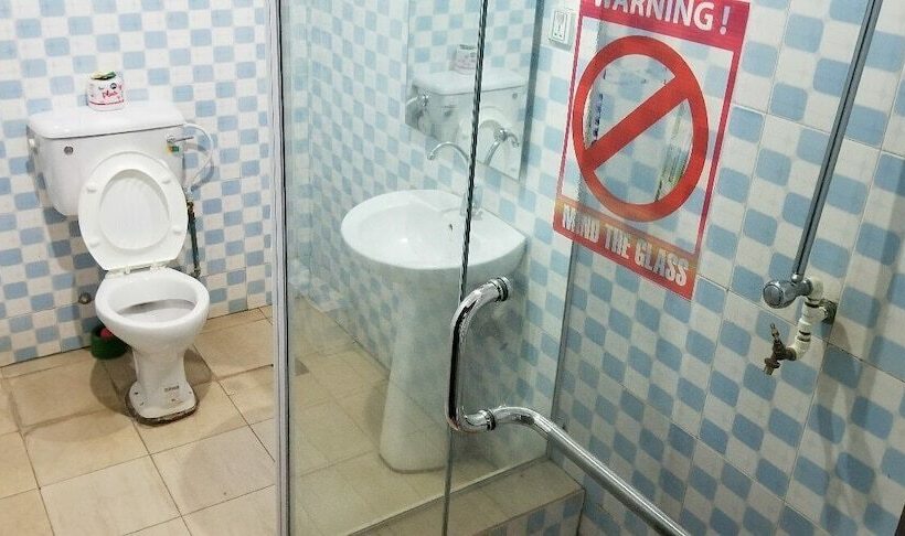 اتاق اکونومی, Ragaray Executive Suites