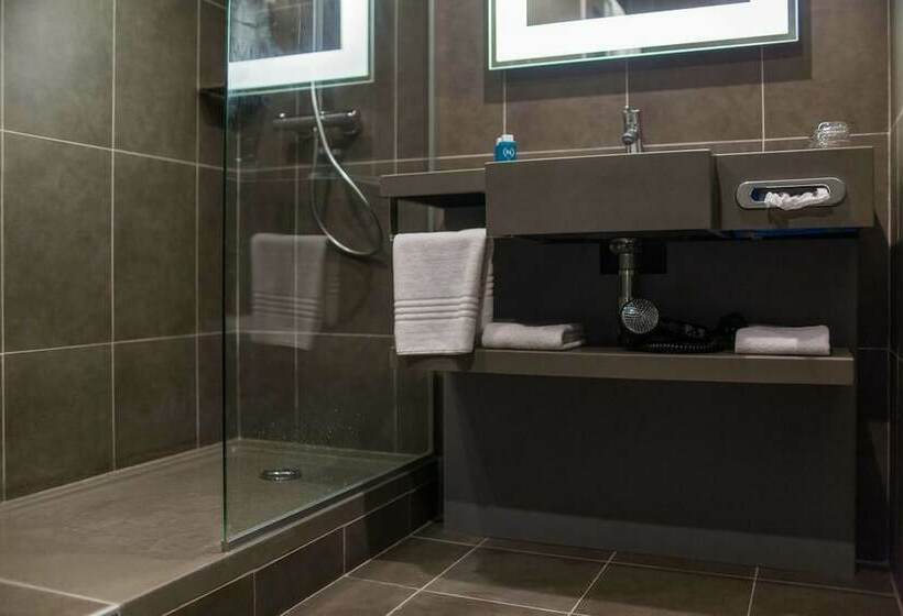 اتاق لوکس, Royal Choice Inn