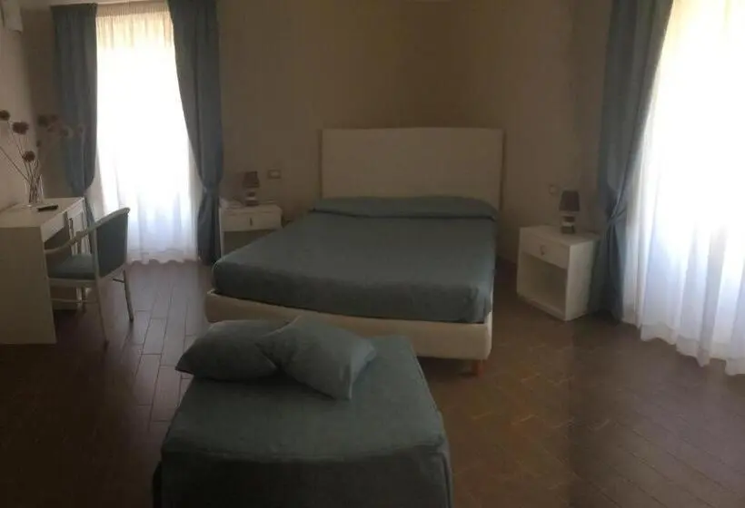 Standard Kolmen Hengen Huone, Sant'anna