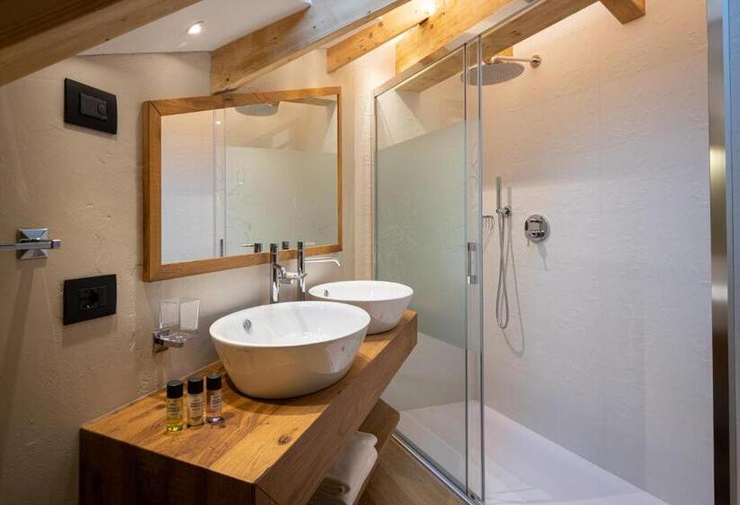 带阳台的豪华间, Splendid