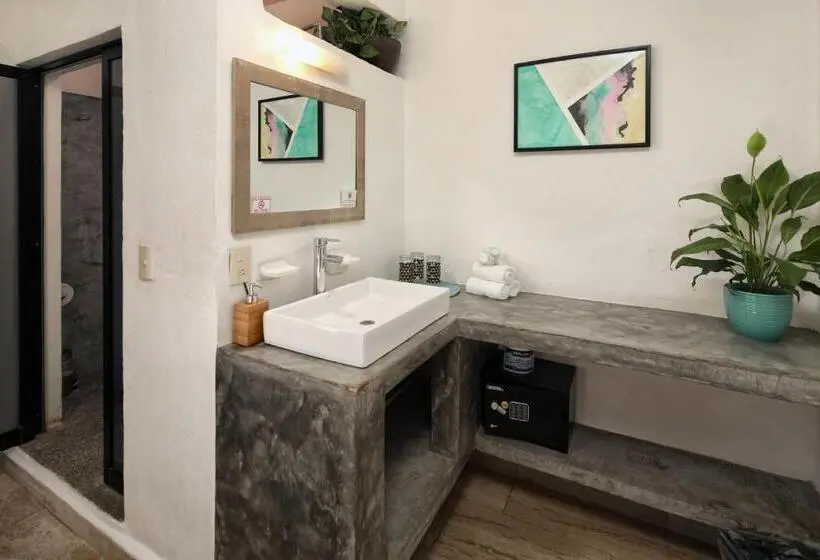 اتاق لوکس با بالکن و چشمانداز دریا, Vista Oceana Sayulita