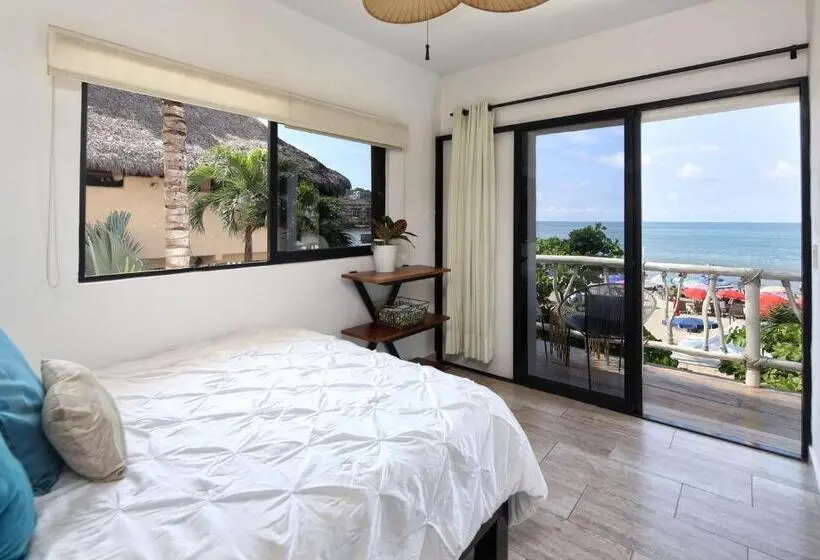 اتاق لوکس با بالکن و چشمانداز دریا, Vista Oceana Sayulita
