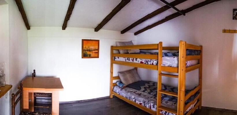 اتاق استاندارد, Kitka Hostel Vratnica