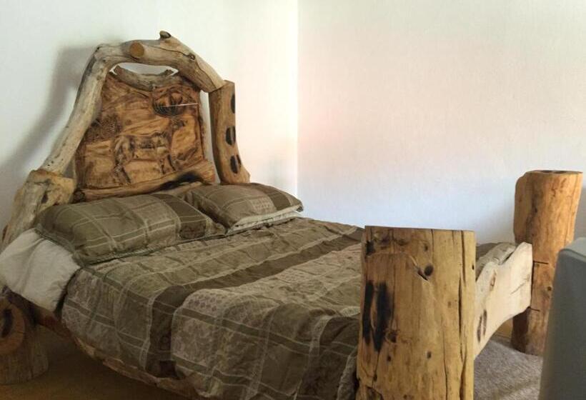 اتاق کلاسیک چهارنفره, Kitka Hostel Vratnica