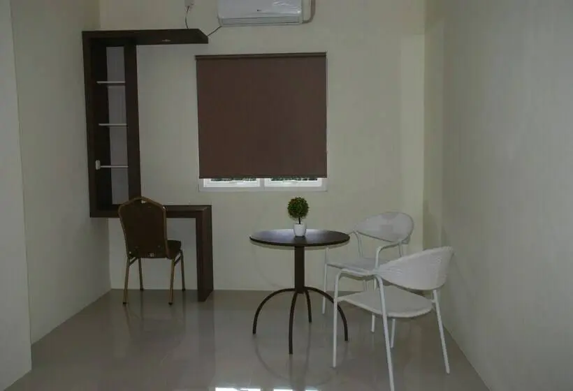 Deluxe-huone, Avon's Residence
