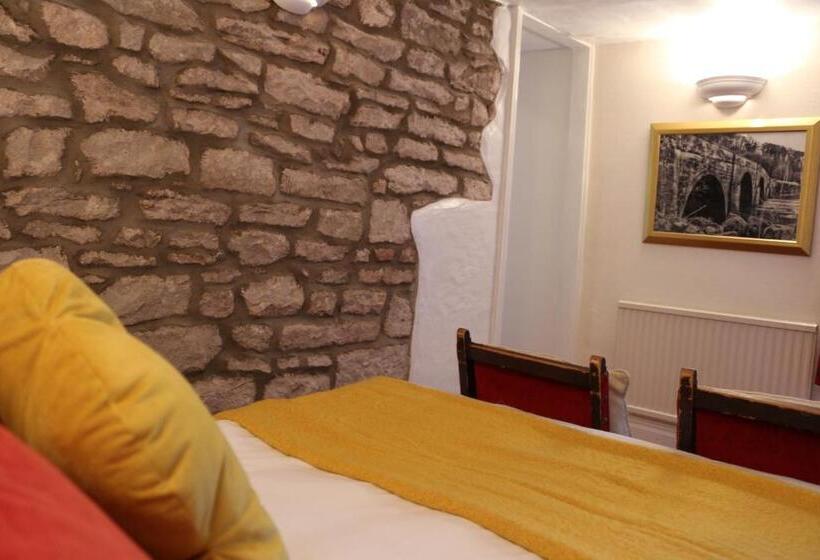 חדר סטנדרט, The Hostelrie At Goodrich