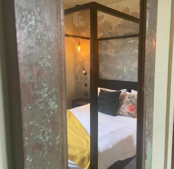 חדר פרמיום, The Hostelrie At Goodrich