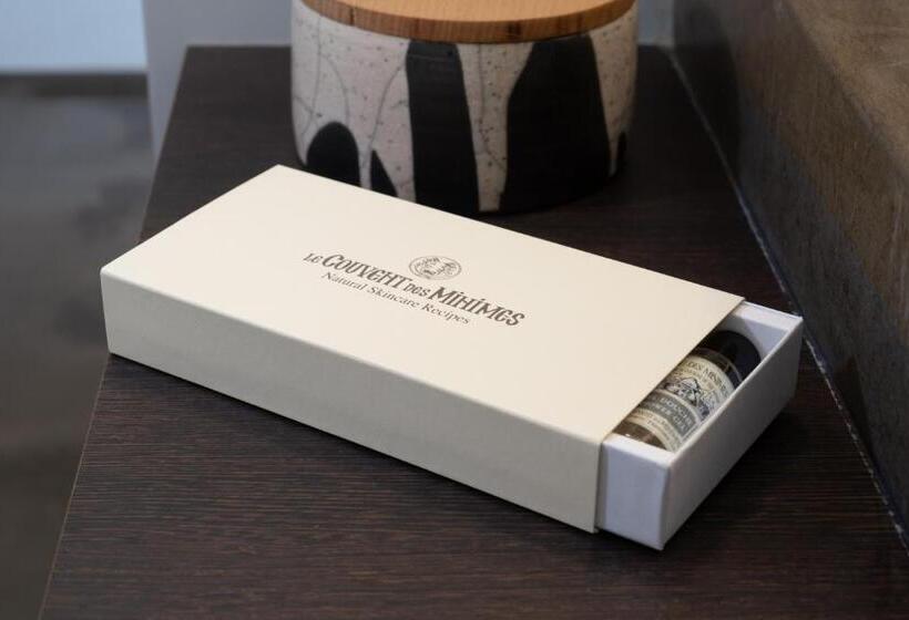 디럭스 룸, Domaine La Pierre Blanche