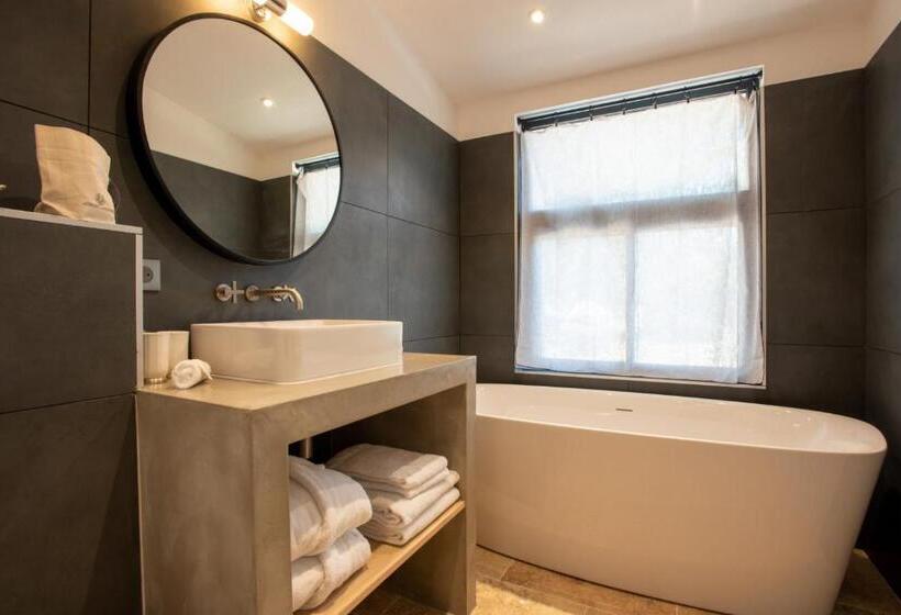 스탠다드 룸 킹사이즈 침대, Domaine La Pierre Blanche