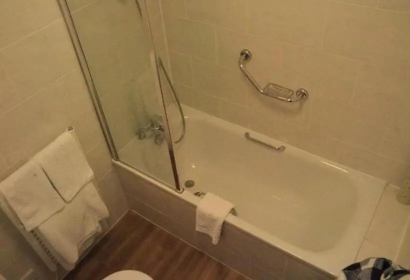 Standard Yhden Hengen Huone, Gairloch Hotel  A Bespoke