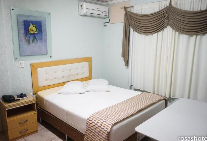 标准三人间, Rosa S