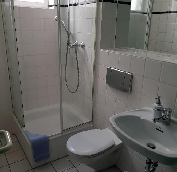 اتاق استاندارد سه نفره, Appartement Hotel Rostock