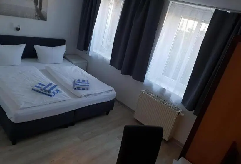Standard-huone Pohjakerros, Appartement Hotel Rostock