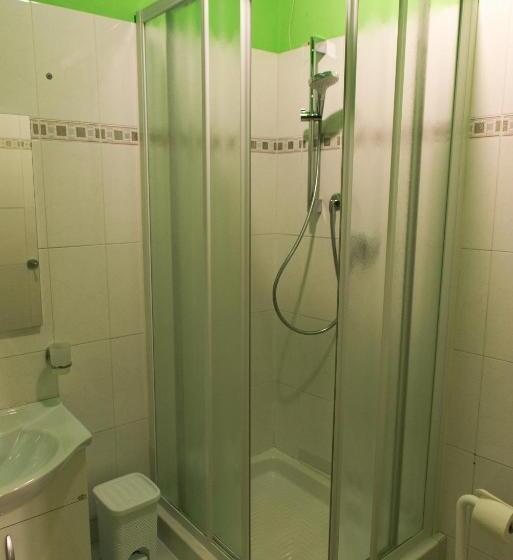 标准单人间, Al Cardinale Rooms & Studios