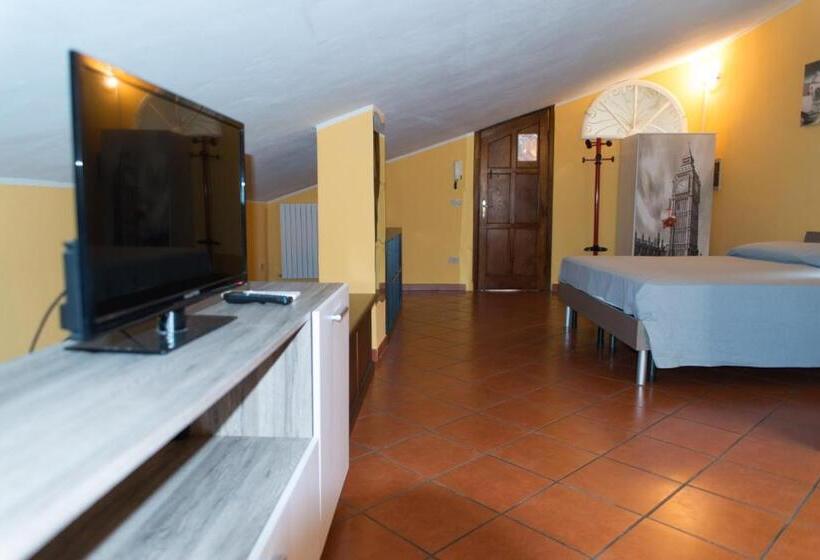 标准工作室, Al Cardinale Rooms & Studios