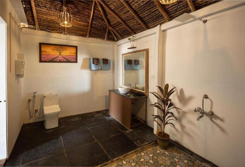 חדר משפחתי נוף לים, Forget Me Not Resort