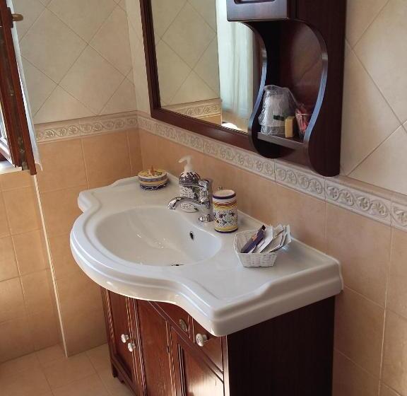 اتاق استاندارد, Postiglione Country House