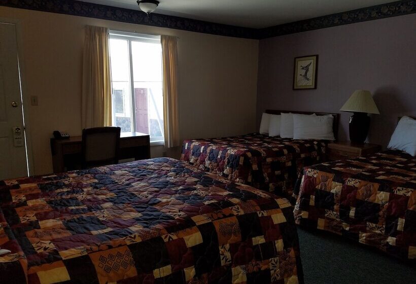 Номер Стандарт Трехместный, Clark S Beach Motel