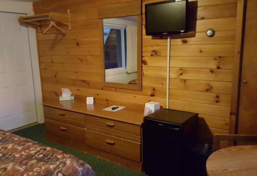 キングサイズベッドのスタンダードルーム, Clark S Beach Motel