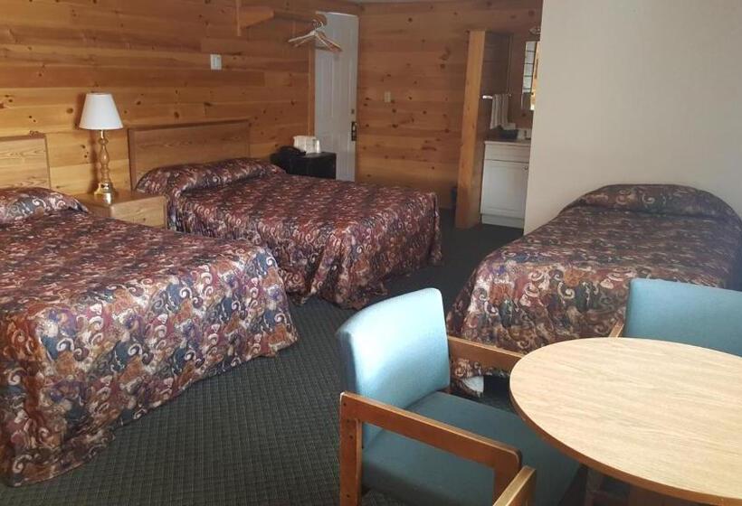 バルコニー付きスタンダードトリプルルーム, Clark S Beach Motel