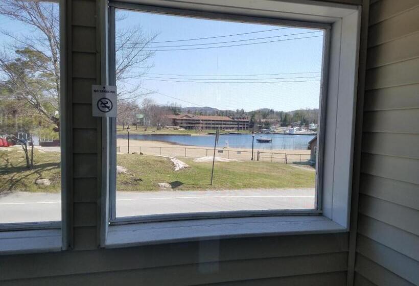 2ベッドスイートルーム, Clark S Beach Motel