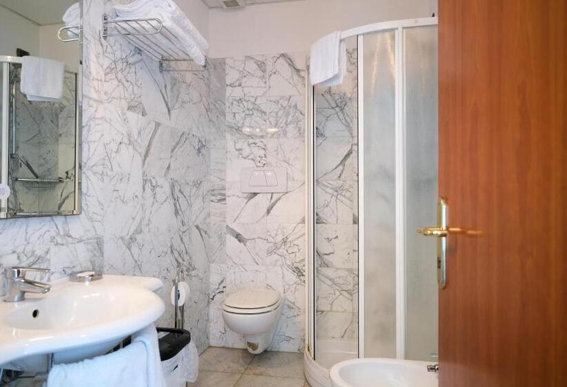 标准间, L'incanto Di Boccadarno