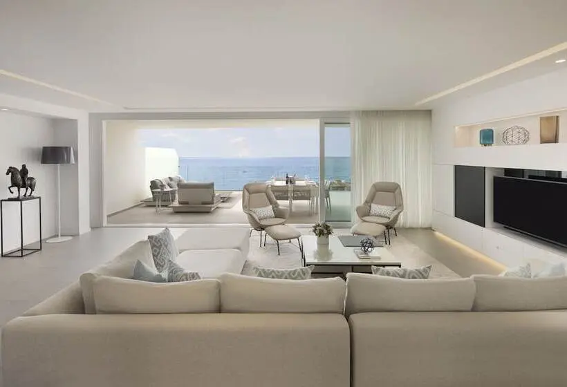 سوئیت پنت هاوس, Royal Hideaway Corales Suites